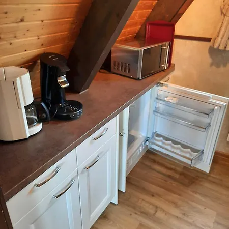 Winnetou Sonnenkreisel 145 Tatil Evi Waldbrunn (Baden-Wurttemberg)